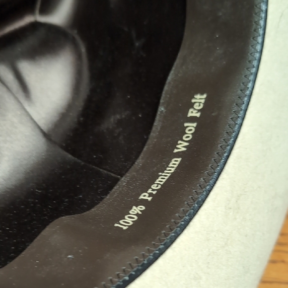 Express Riders Classic Cream Cowboy Hat - Picture 3 of 5